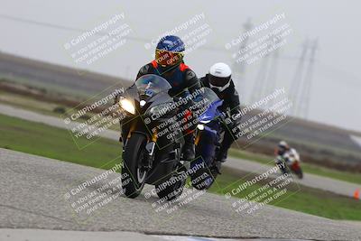 media/Nov-29-2025-TrackDaz (Sat) [[10ae2d9bce]]/B Group/Session 4 (Wheelie Bump)/